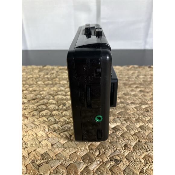 Vintage Sony Walkman‎ Cassette Tape Player WM-2015 For Parts - Picture 6 of 7